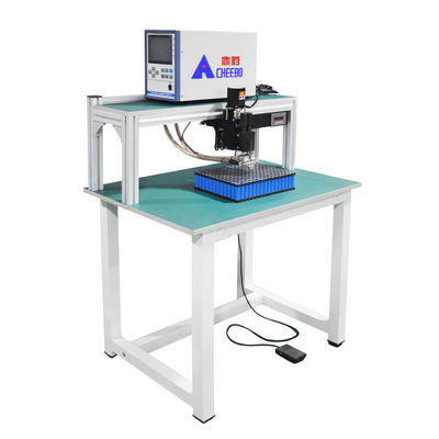 comprar Máquina de soldadura por ponto semi-automática cilíndrica 18650 online manufacture