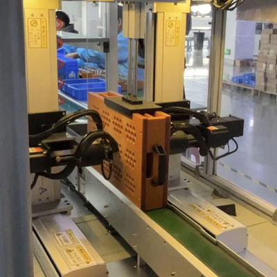 Controle automático de 10 eixos da máquina de soldagem por ponto de bateria Servo motor Panasonic